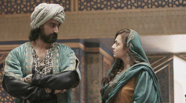 Kunal-and-Drasthi-Dhami-from-The-Empire