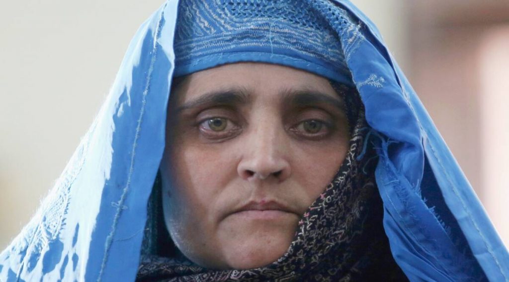 Afghan-Green-Eyed-woman-Italy